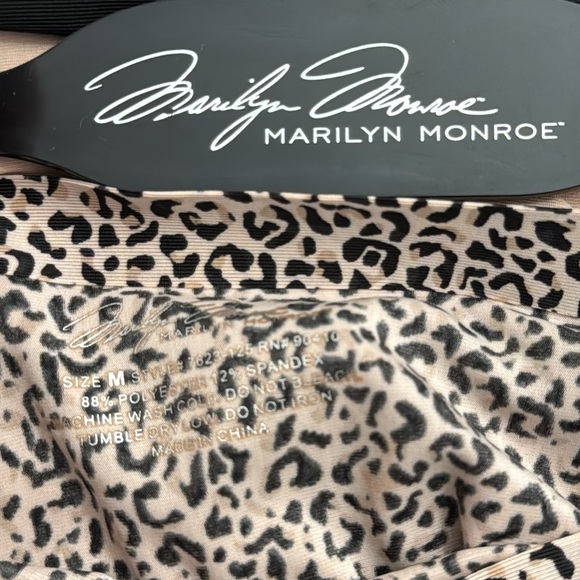 Marilyn Monroe No Show mid-rise Panties size M NWT 3 pack - Picture 5 of 5